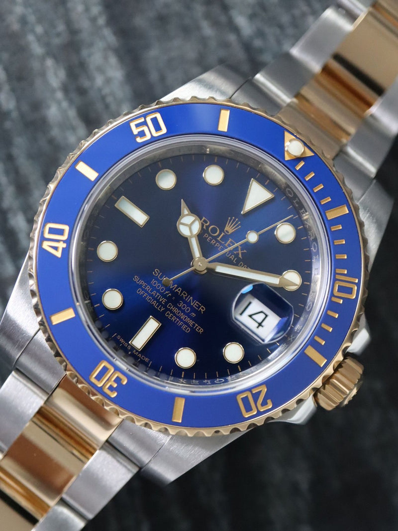 41178: Rolex Submariner 40, Ref. 116613LB, 2014 Full Set + 2024 Rolex Service Card