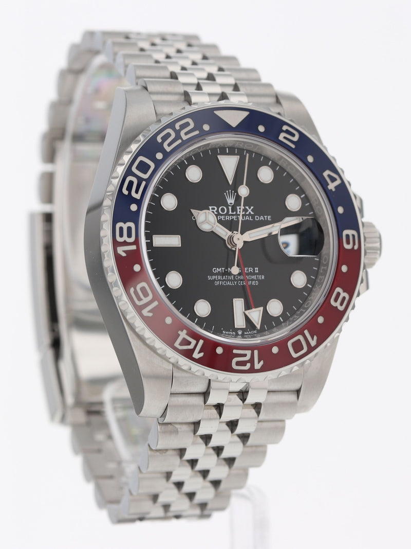 41133: Rolex GMT-Master II "Pepsi", Ref. 126710BLRO, 2024 Full Set