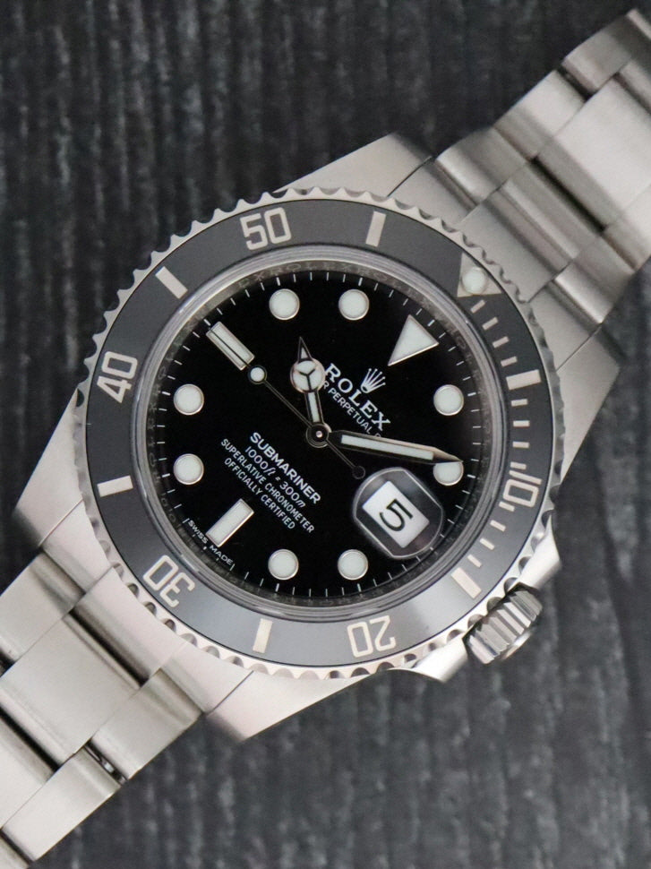 J38487: Rolex Submariner 40, Ref. 116610LN, Box + 2020 Card J38487: Rolex Submariner 40, Ref. 116610LN, Box + 2020 Card