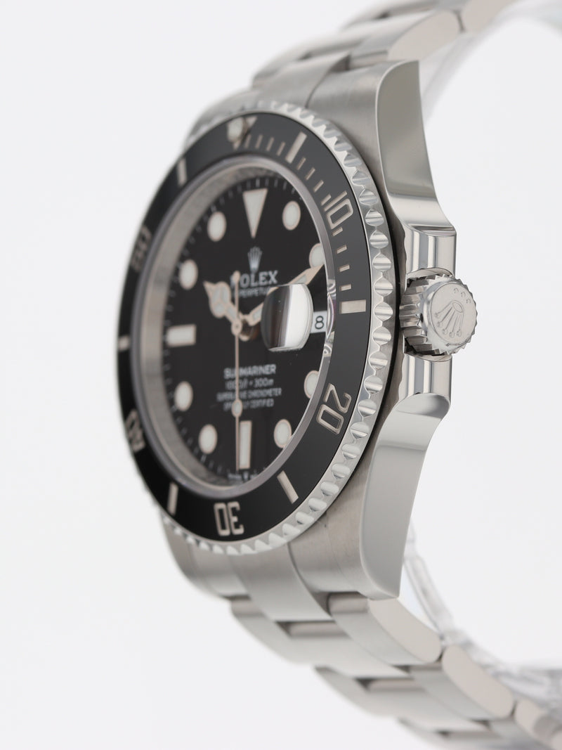 J38960: Rolex Submariner 41, Ref. 126610LN, Box and 2022 Card