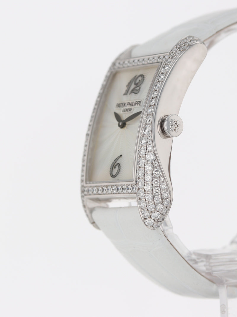 J40984: Patek Philippe 18k White Gold Gondolo Serata, Ref. 4972, Quartz