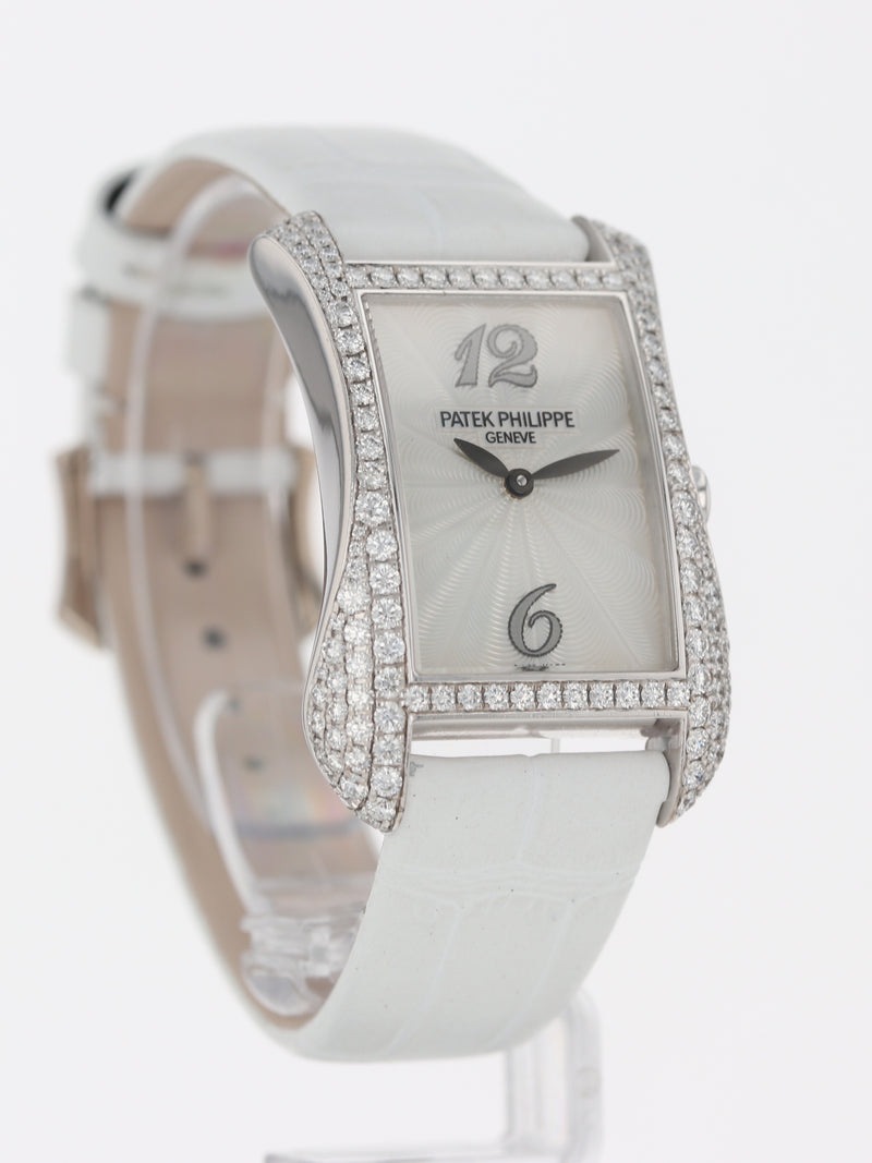 J40984: Patek Philippe 18k White Gold Gondolo Serata, Ref. 4972, Quartz
