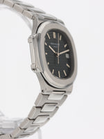 M39780: Patek Philippe Mid-Size Natuilus, Ref. 3900/001, Patek Papers 1991