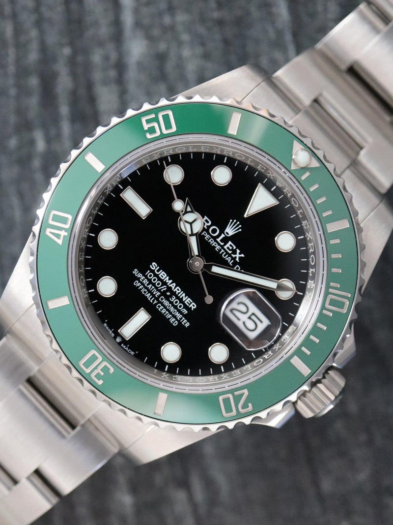 M40518: Rolex Submariner 41, Ref. 126610LV, 2022 Full Set