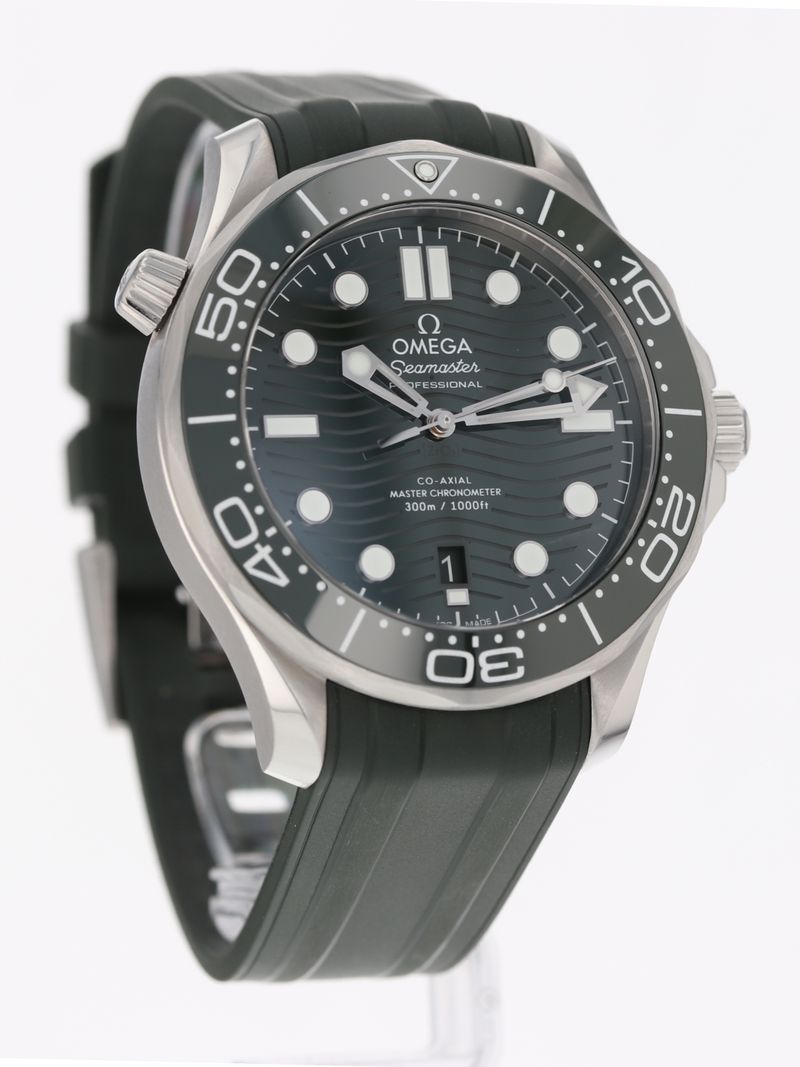 40846: Omega Seamaster Diver 300M, Ref. 210.30.42.20.10.001, Full Set 2025