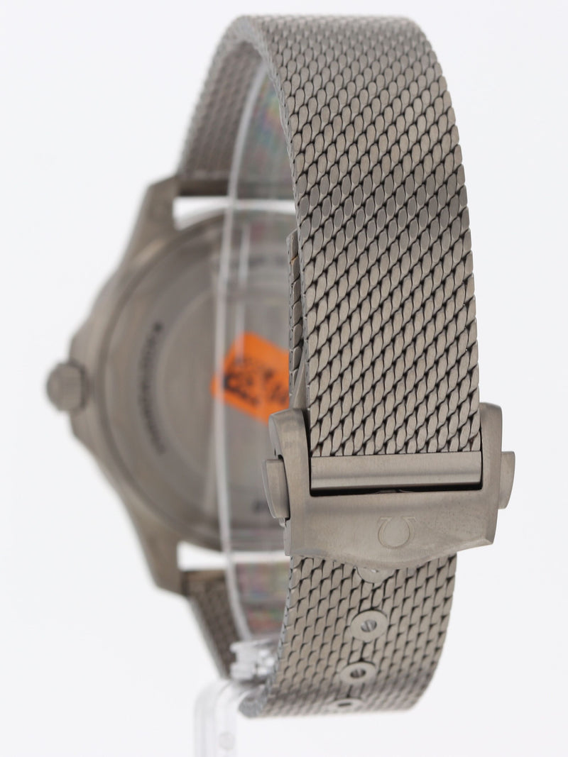 41171: Omega Titanium Limited Edition Seamaster 007, Ref. 210.90.42.20.01.001, 2023 Full Set. UNWORN