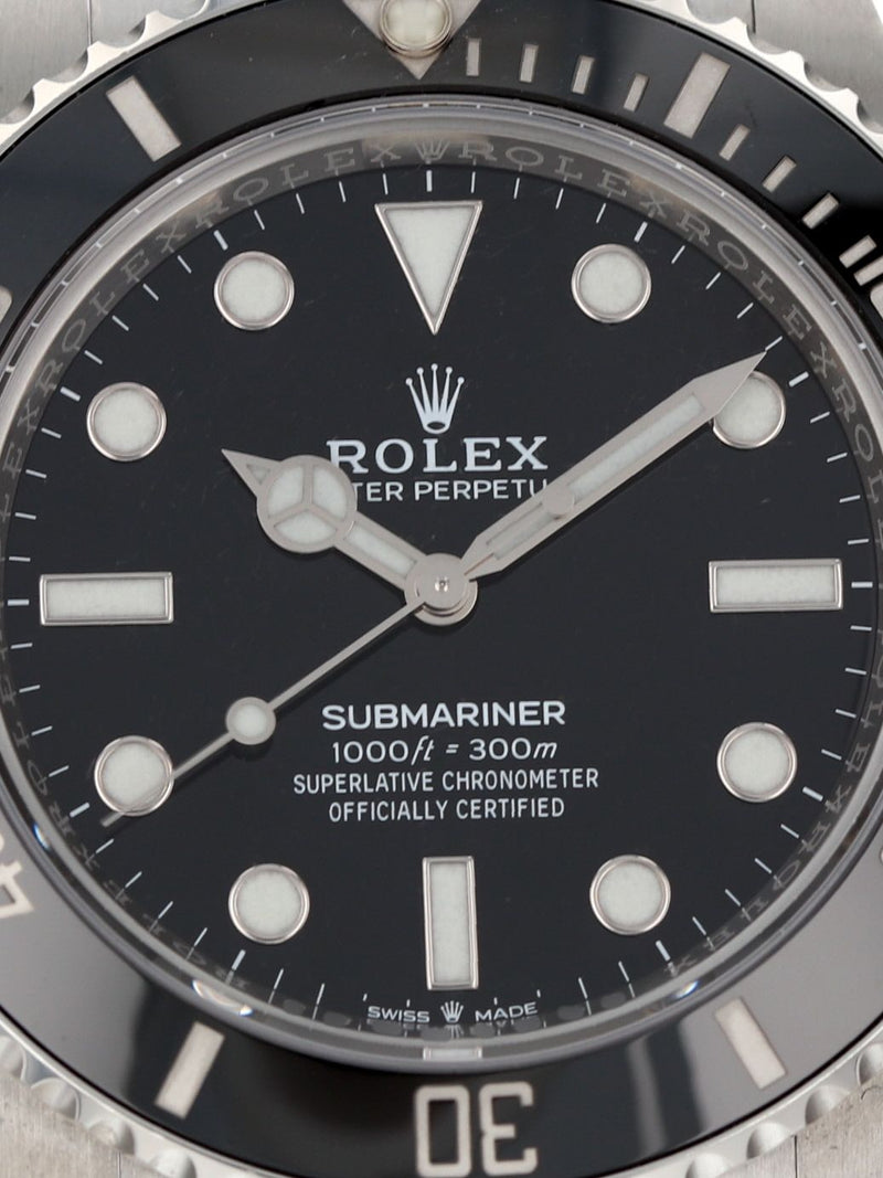 40910: Rolex Submariner "No Date", Ref. 124060, 2020 Full Set