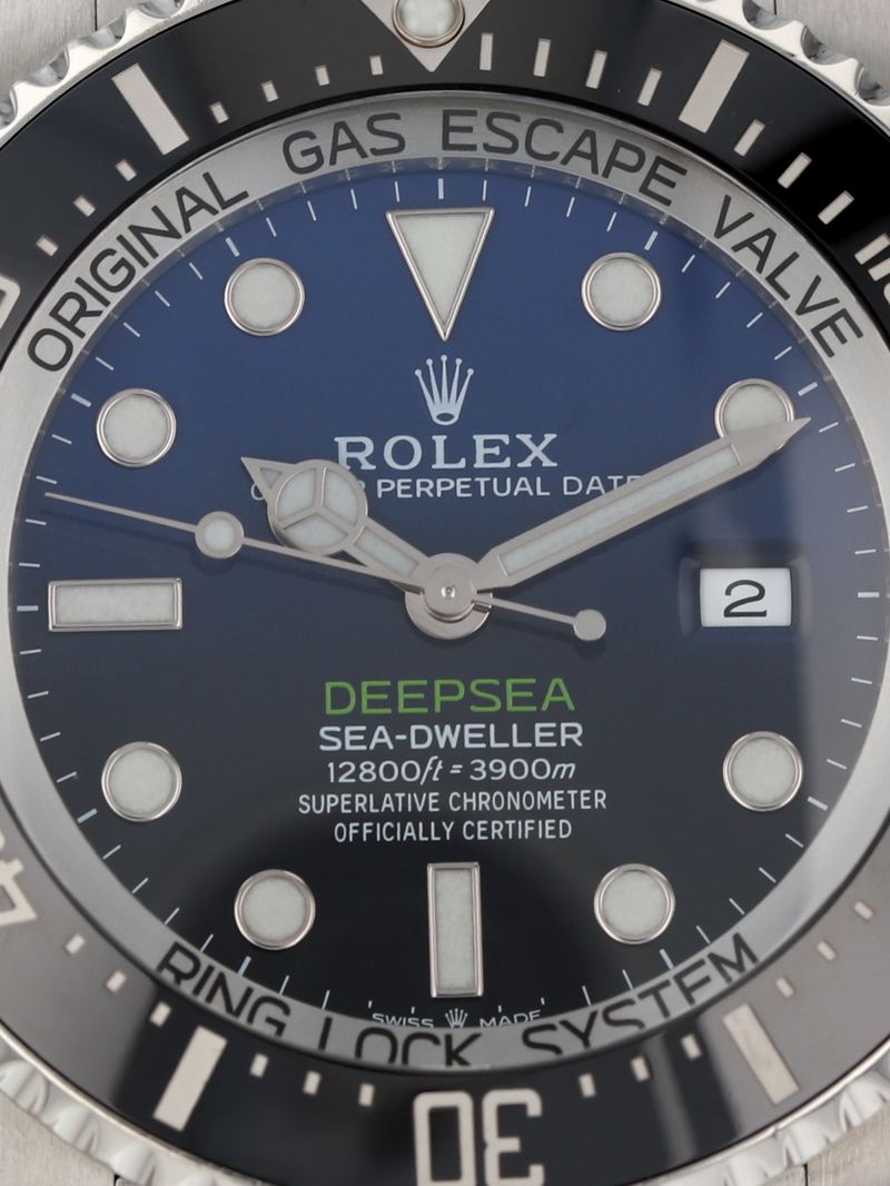 40730:Rolex DeepSea Sea-Dweller "James Cameron", Ref. 126660, Box and 2020 Card