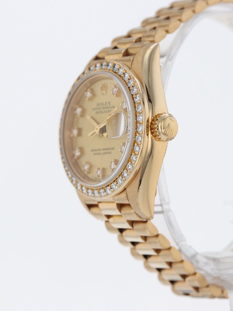 39998: Rolex 18k Ladies President, Ref. 69138, Box and Papers Circa 1990