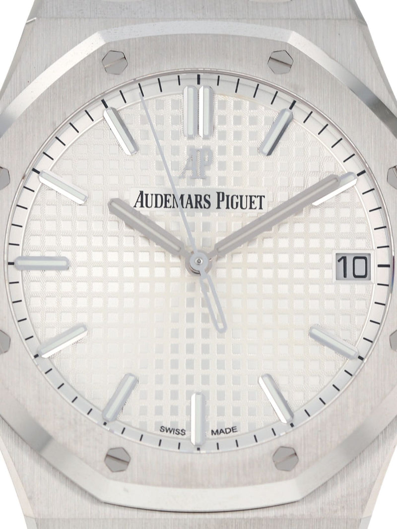 M41223: Audemars Piguet Royal Oak, Ref. 15500ST, Box and Card LIKE NEW