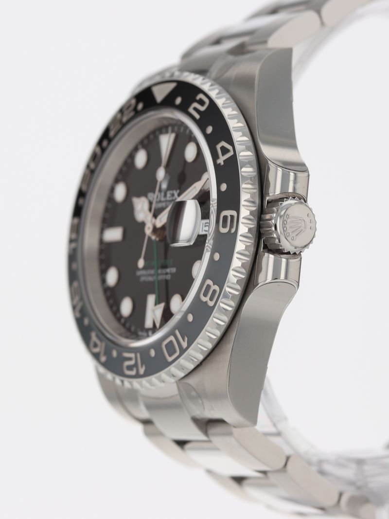 41017: Rolex GMT-Master II "Bruce Wayne", Ref. 126710GRNR, 2025 Full Set UNWORN