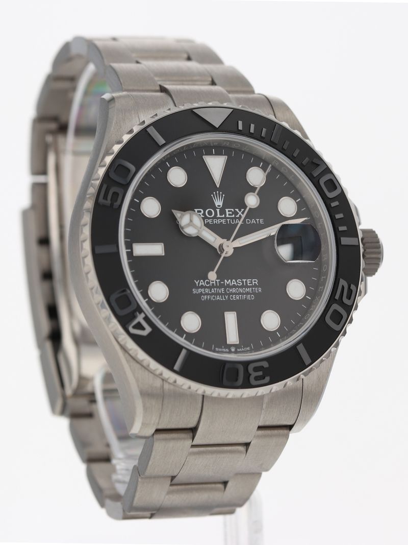 41064: Rolex Titanium Yacht-Master 42, Ref. 226627, 2025 Full Set LIKE NEW