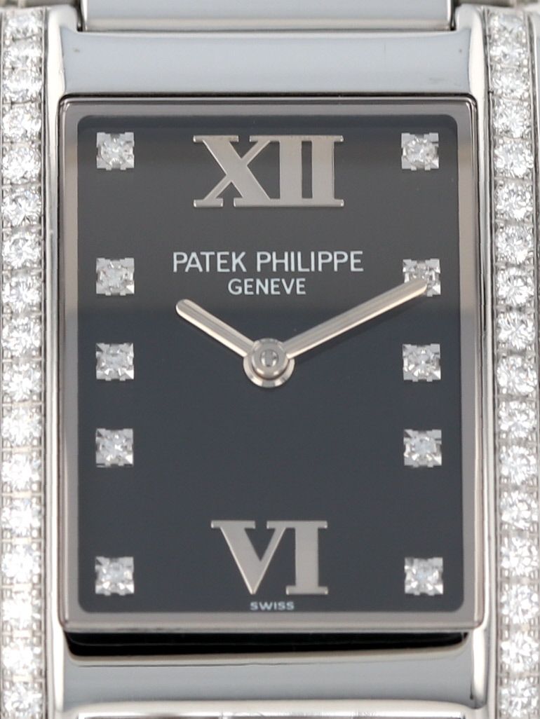 (Sold) 41170: Patek Philippe Stainless Steel Lady 24, Quartz, Ref. 4910/10A