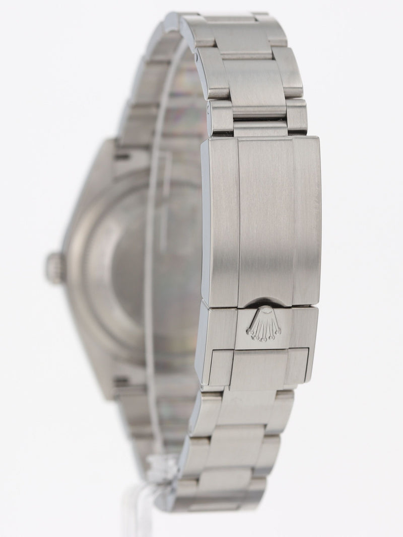 41030: Rolex Explorer 36, Ref. 124270, 2022 Full Set