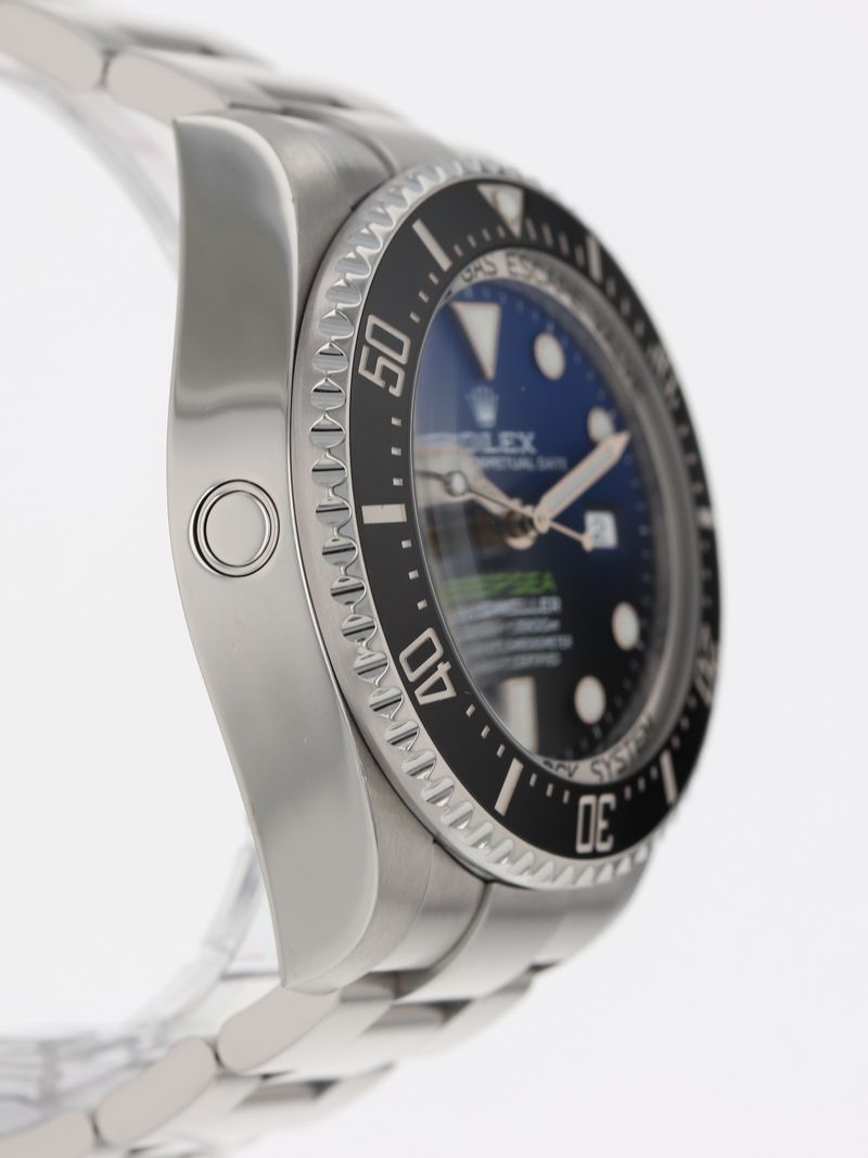 40730:Rolex DeepSea Sea-Dweller "James Cameron", Ref. 126660, Box and 2020 Card