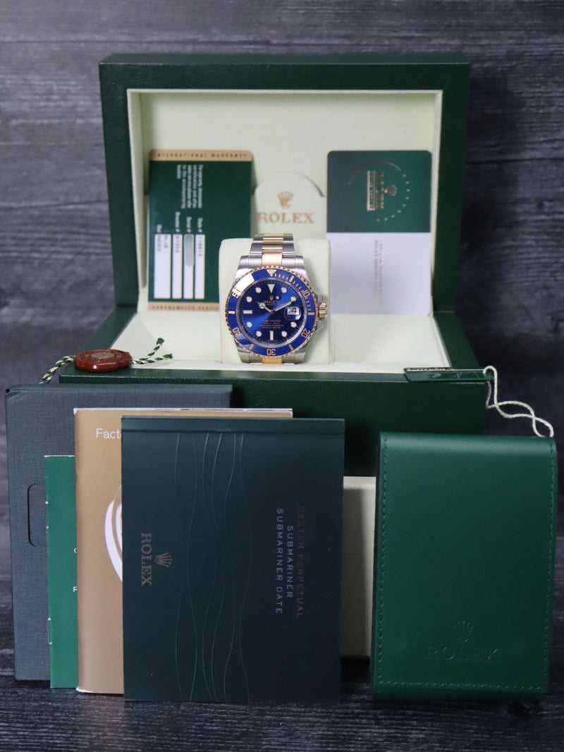 41178: Rolex Submariner 40, Ref. 116613LB, 2014 Full Set + 2024 Rolex Service Card