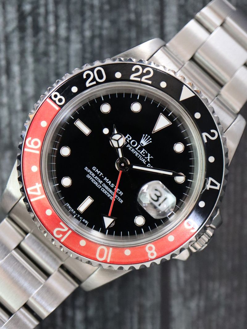 39120: Rolex GMT-Master "Coke", Ref. 16700, Circa 1995