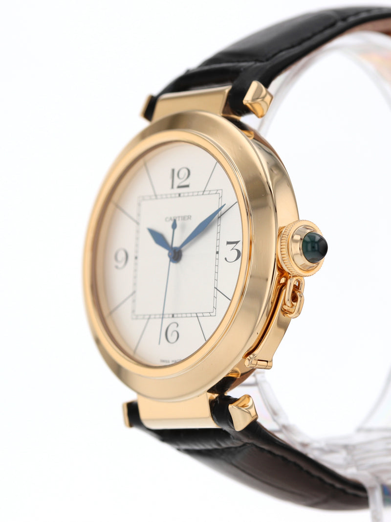 Louis Vuitton Complications 18 Karat Yellow Gold World Time Quartz Watch  2417349