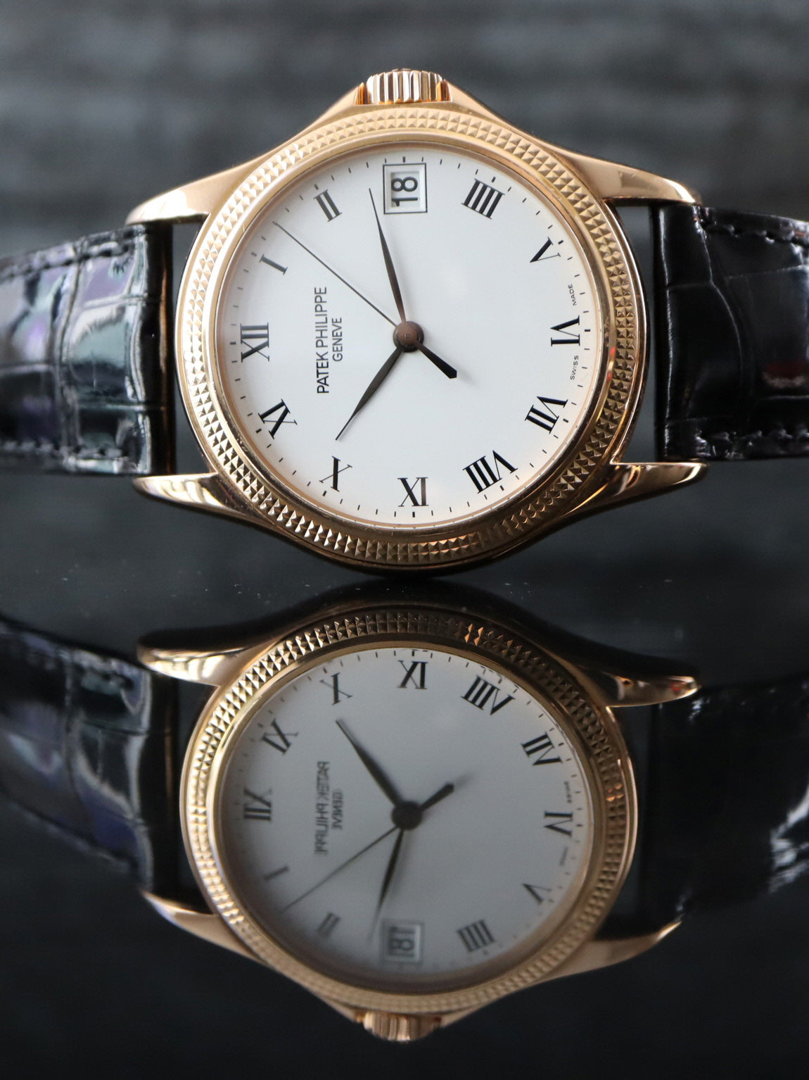 M36132: Patek Philippe Vintage 18k Rose Gold Dress Watch – Paul Duggan Fine  Watches