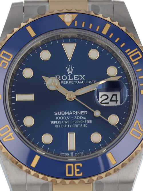 37773: Rolex Submariner 41, Ref. 126613LB, 2022 Unworn Full Set