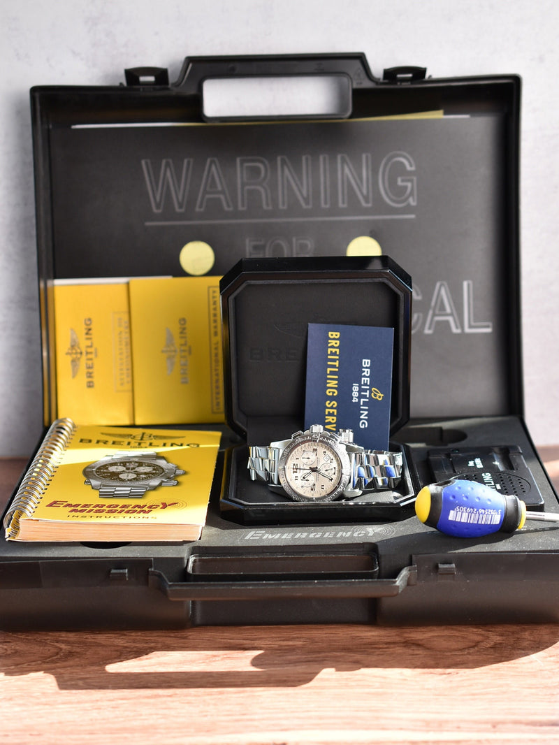 37800: Breitling Emergency, Ref. A73322, 2008 Full Set with 2022 Service