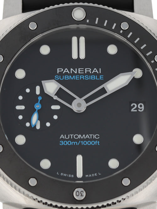 37995: Panerai Submersible PAM00683, 2021 Full Set