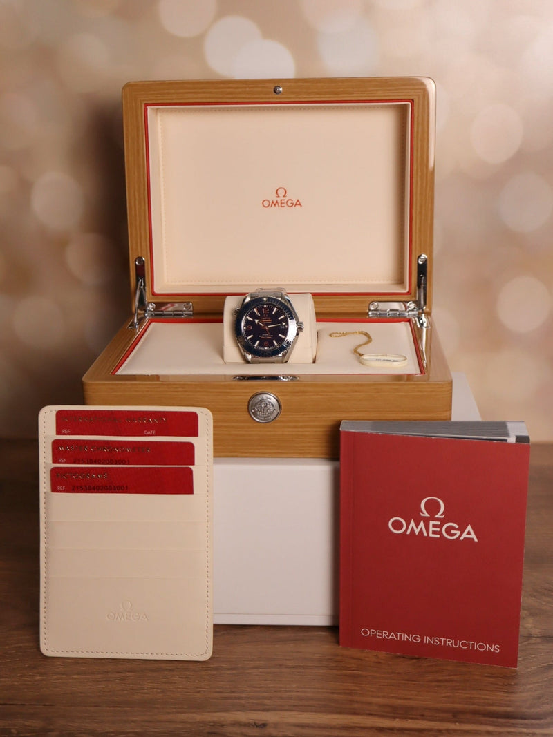 38081: Omega Seamaster Planet Ocean 600M, Ref. 215.30.40.20.03.001, Box and Open Card