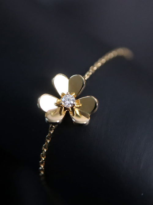 38390: Van Cleef & Arpels 18k Yellow Gold Diamond Frivole Mini Bracelet
