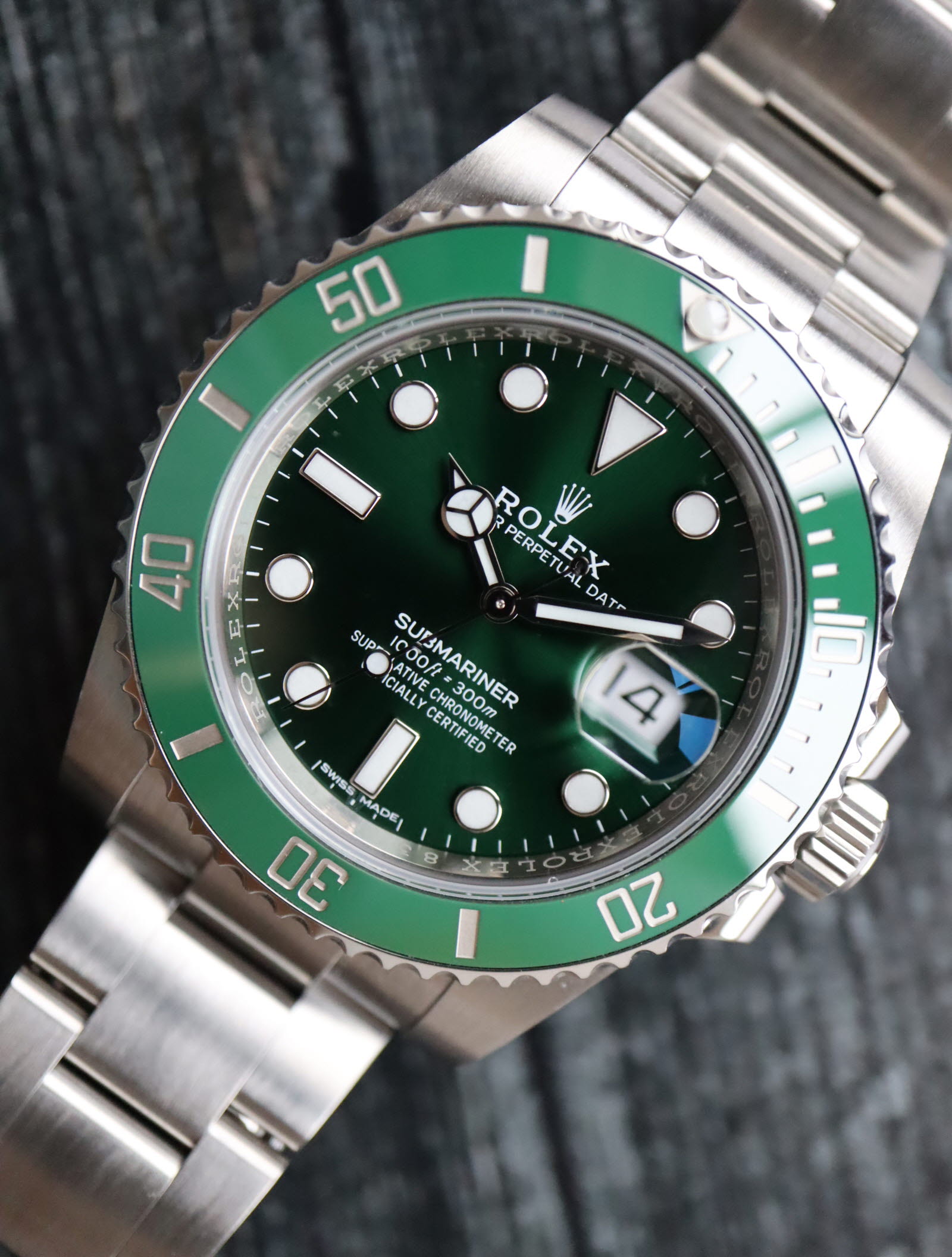 35559: Rolex Submariner Hulk, Ref. 116610LV, 2019 Full Set – Paul Duggan  Fine Watches